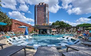 hilton anatole