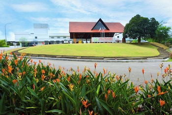 the orchard wellness and health resort malaysia