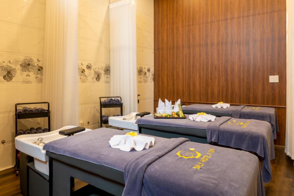 baly hotel