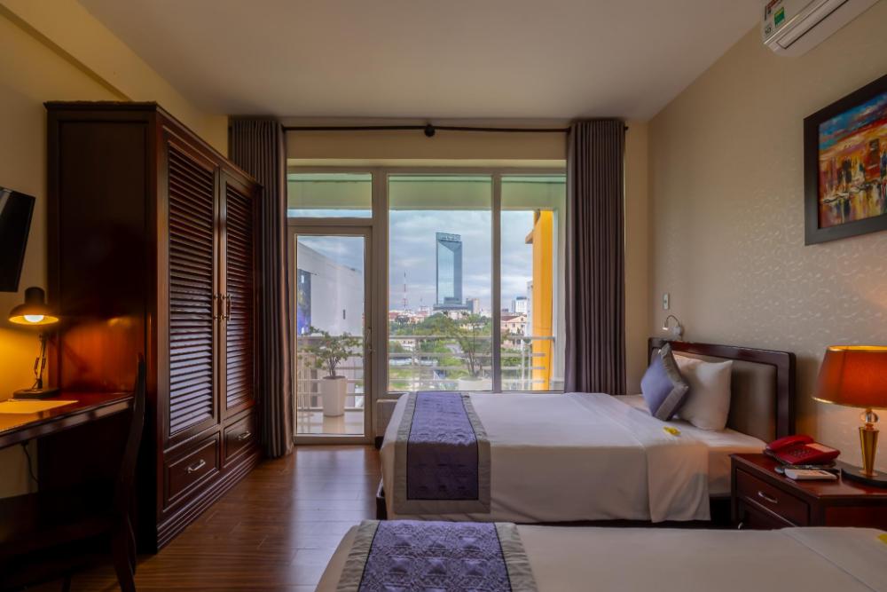 baly hotel