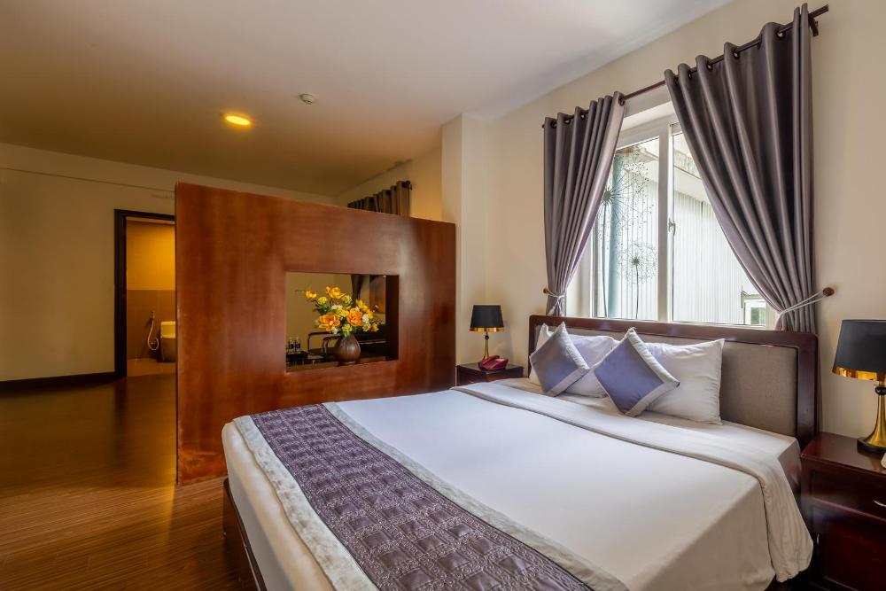 baly hotel
