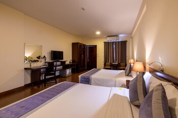 baly hotel