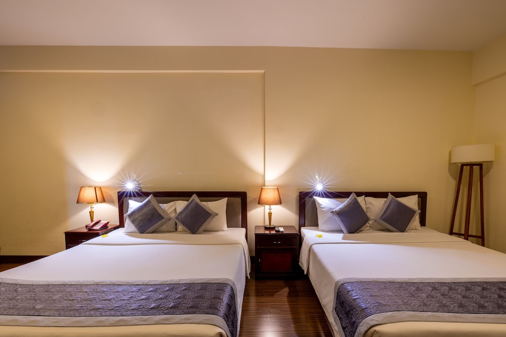 baly hotel