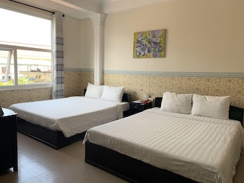 jade hotel
