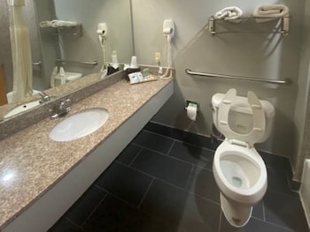 tropicana inn and suites