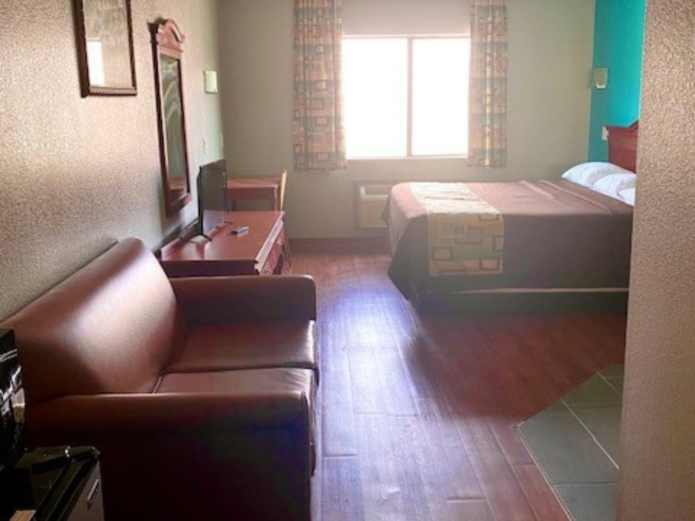 Tropicana Inn And Suites,Corpus Christi>>Arlington,2 star