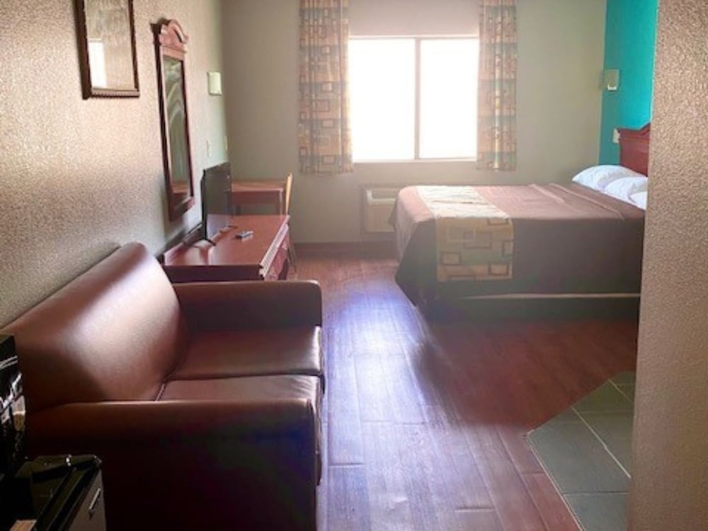 Tropicana Inn And Suites,Corpus Christi>>Arlington,2 star
