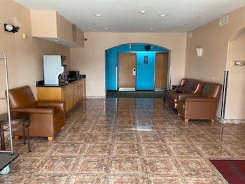 tropicana inn and suites