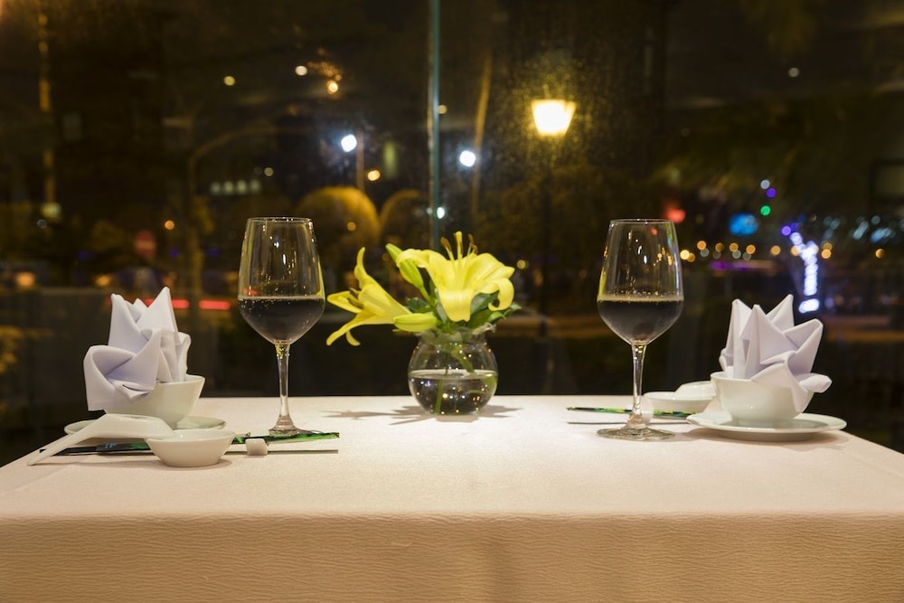 sai gon quang binh hotel