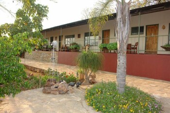 toko kamanjab lodge and safari