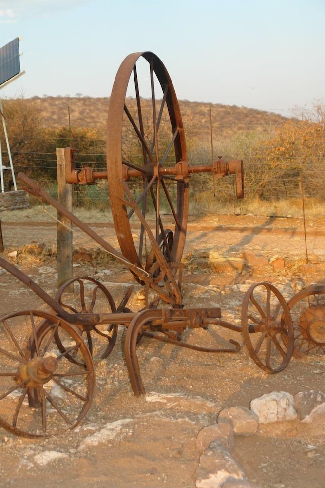 toko kamanjab lodge and safari