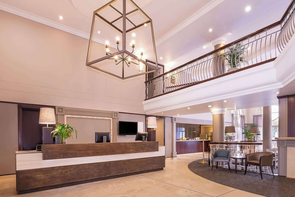 stayeasy century city