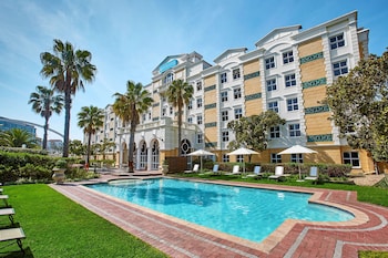 stayeasy century city