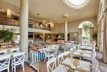 stayeasy century city