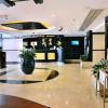 signature inn deira free parking
