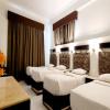 signature inn deira free parking