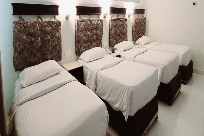 signature inn deira free parking