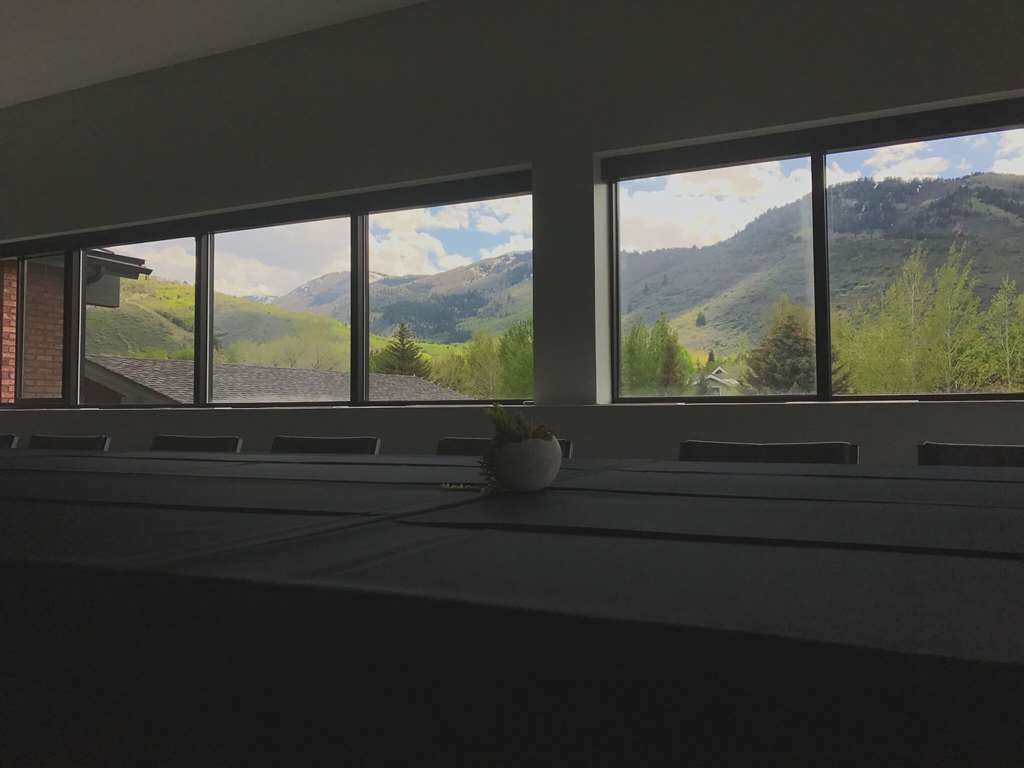 park city peaks hotel