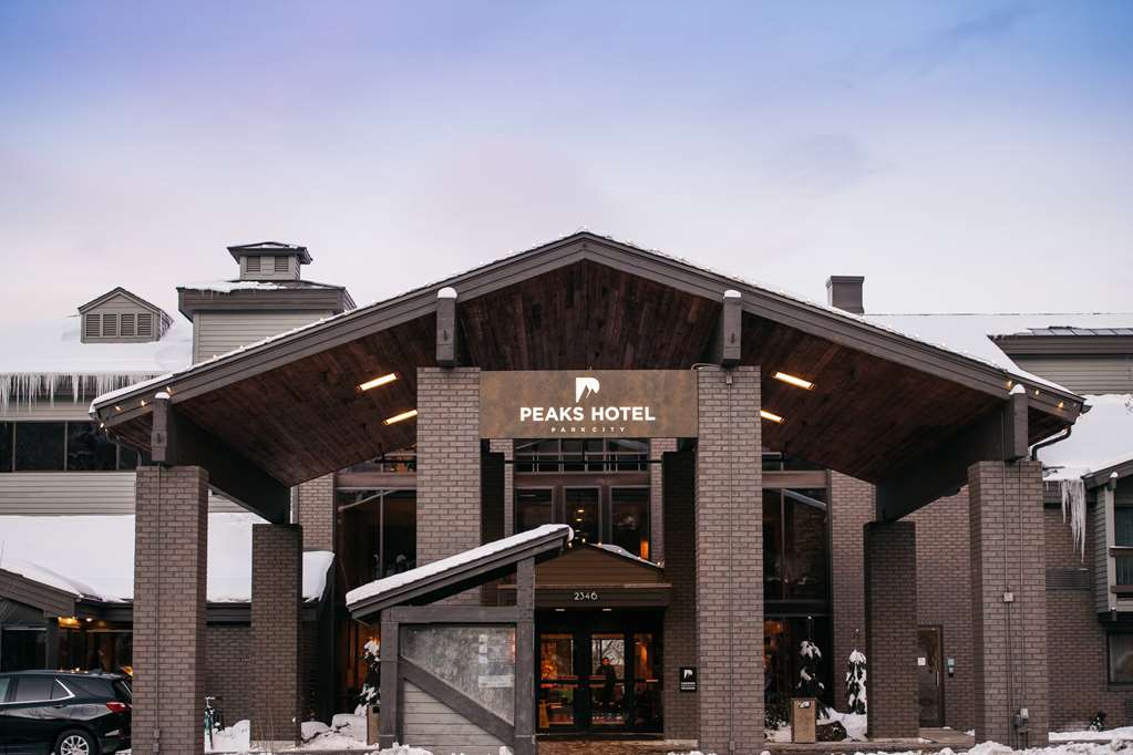 park city peaks hotel