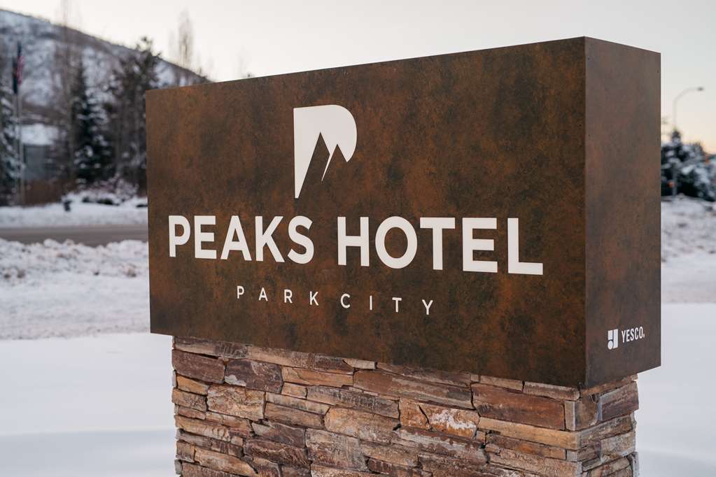 park city peaks hotel