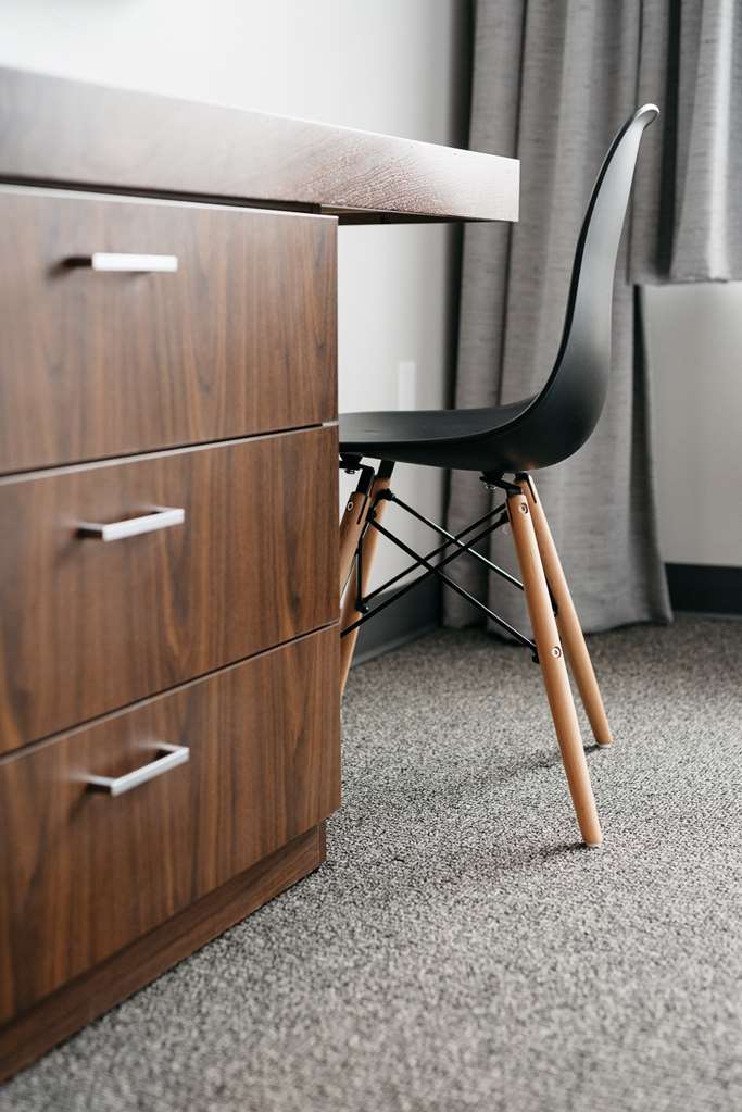 park city peaks hotel