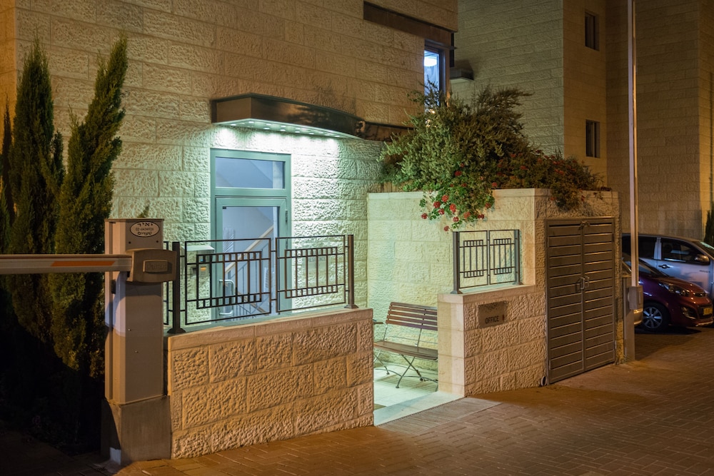 rafael residence