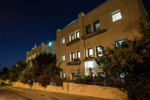 rafael residence