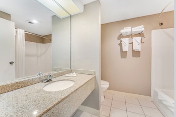 red carpet inn and suites