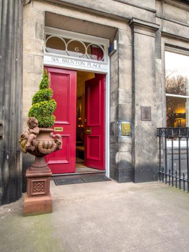 Six Brunton Place,New Town>>Edinburgh,5 star