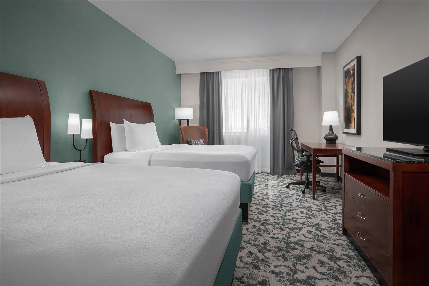hilton garden inn denver downtown