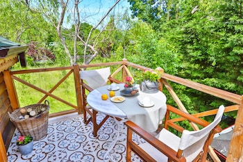 tranquilla river lodge adults only