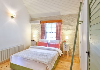 tranquilla river lodge adults only