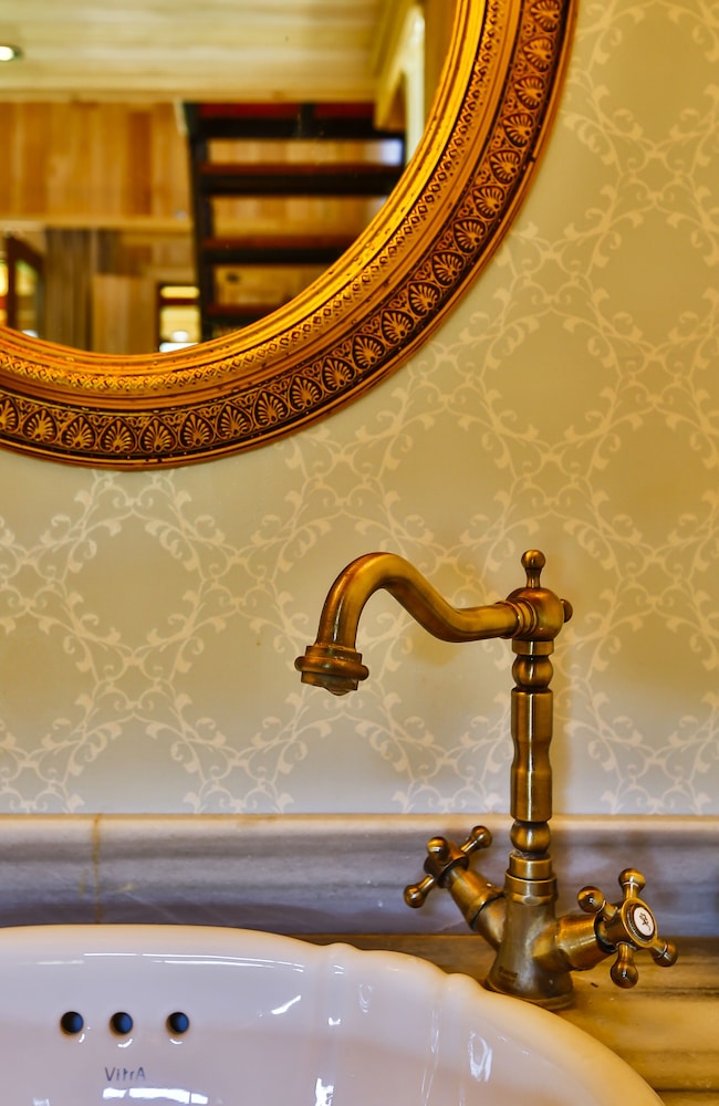 tranquilla river lodge adults only