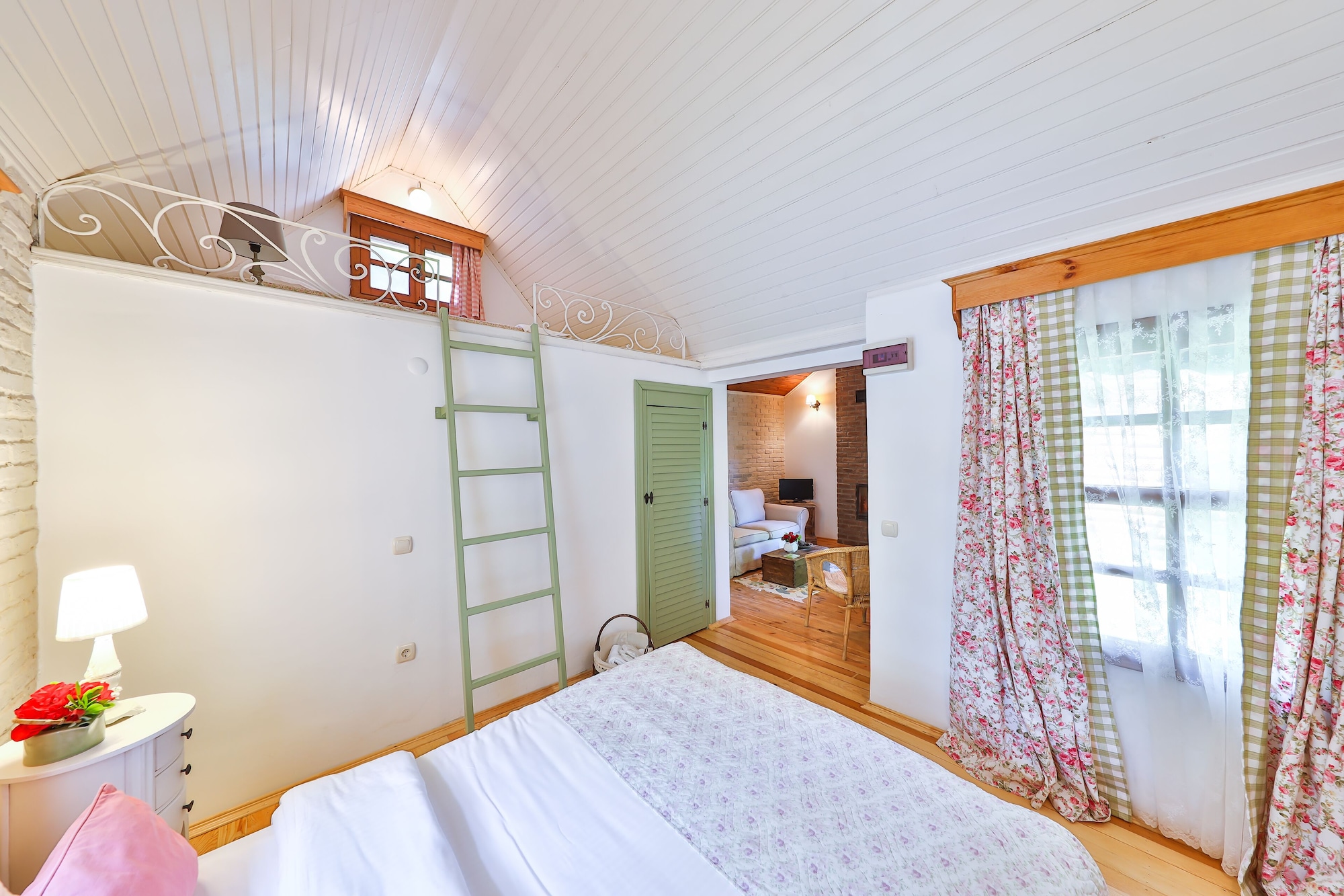 tranquilla river lodge adults only