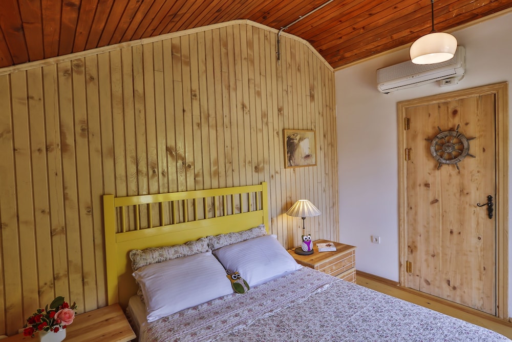 tranquilla river lodge adults only