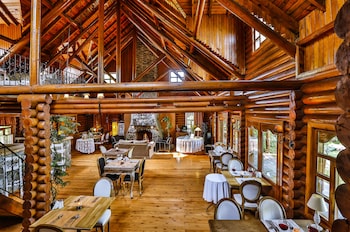 tranquilla river lodge adults only