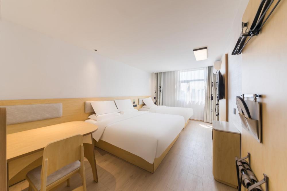 hanting hotel shangrao pedestrian street