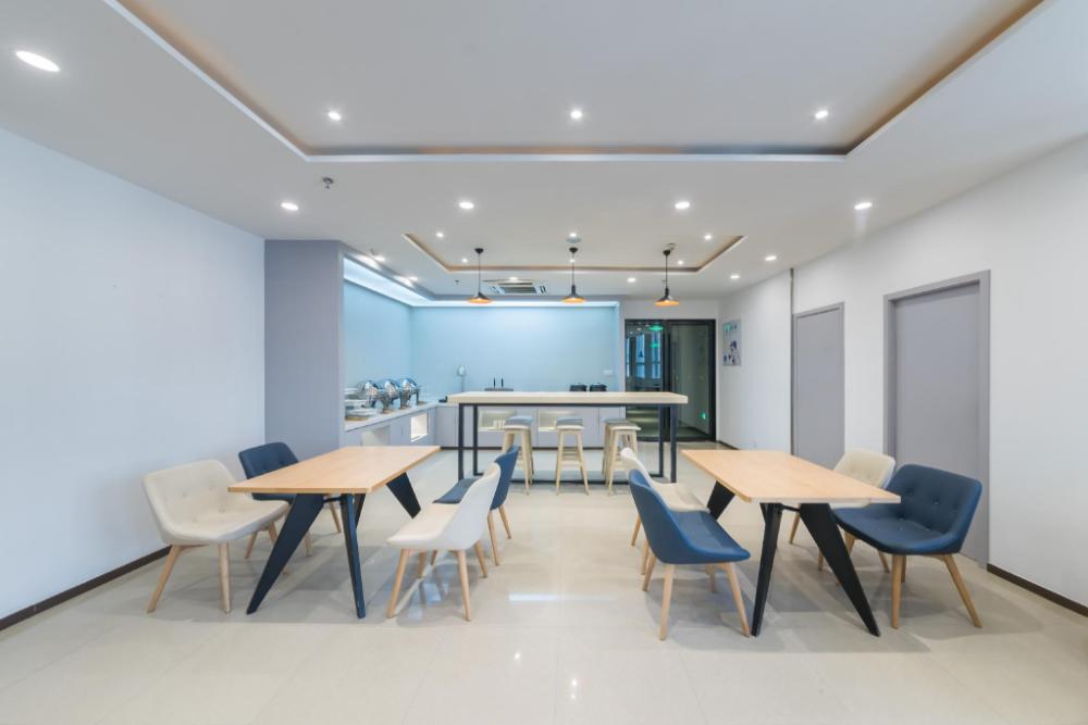 hanting hotel shangrao pedestrian street