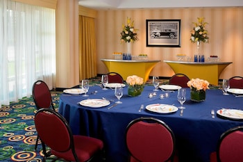 courtyard by marriott detroit downtown