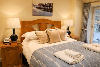 South Sands Hotel,Near South Sands,3 star