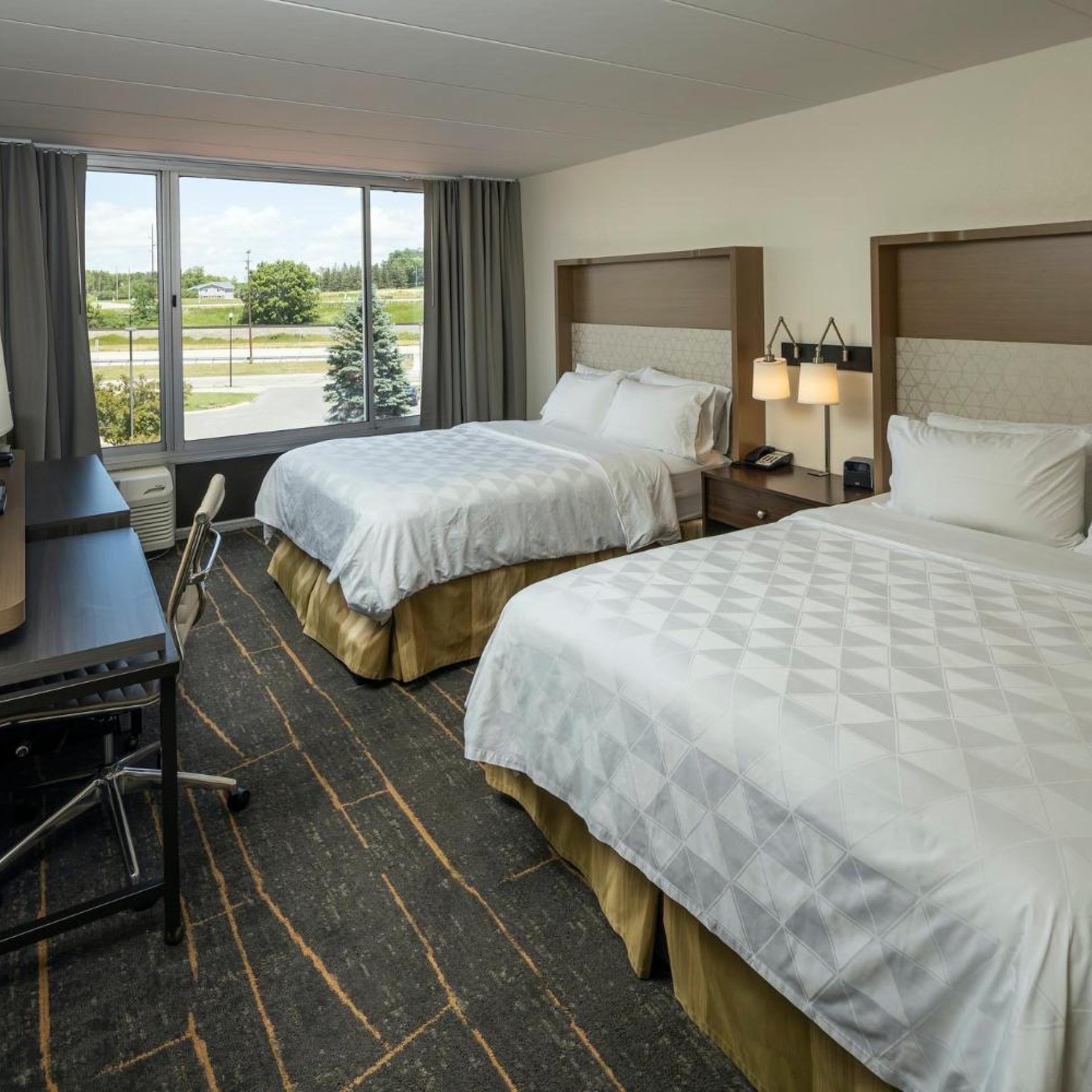 holiday inn detroit lakes by ihg