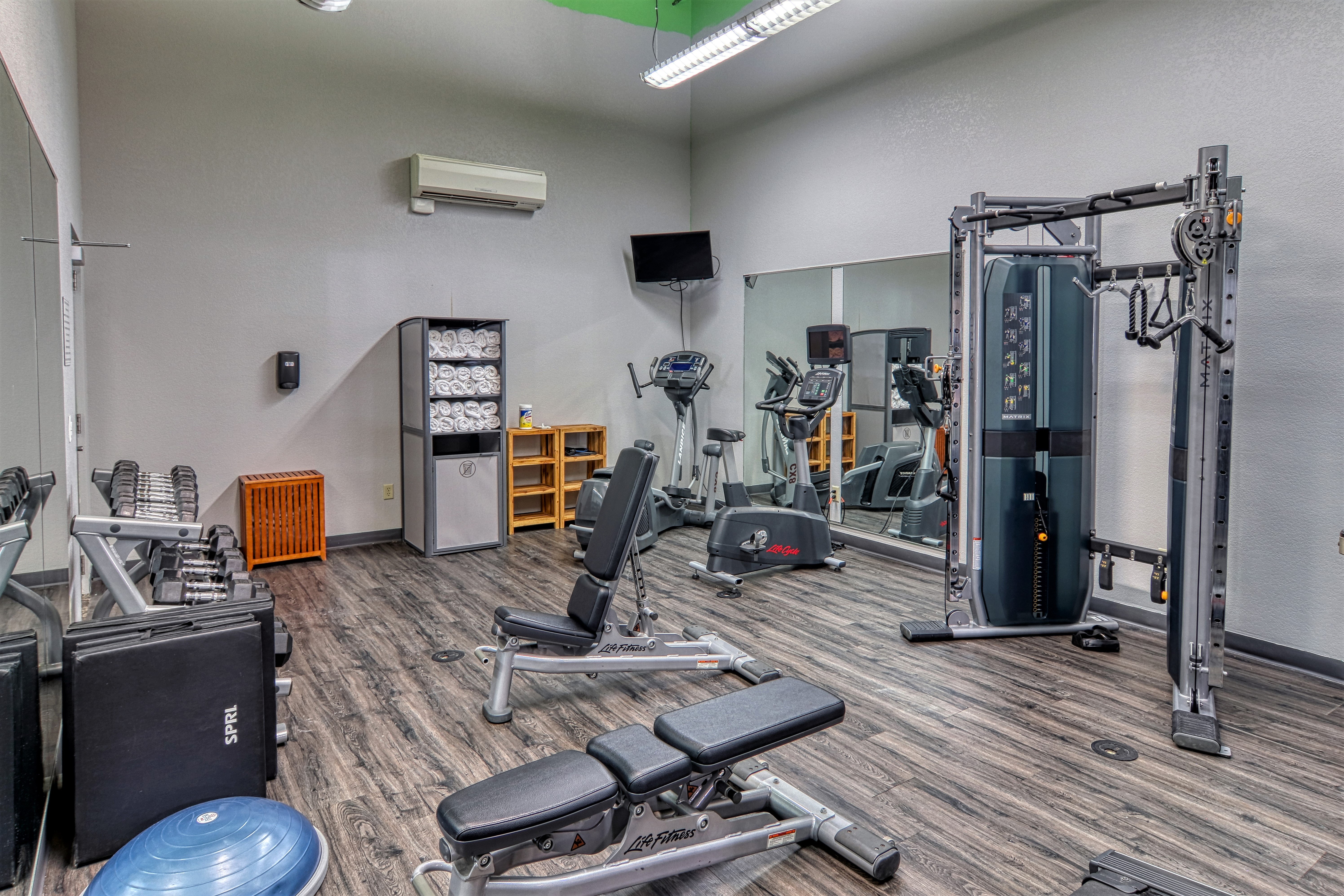holiday inn detroit lakes by ihg