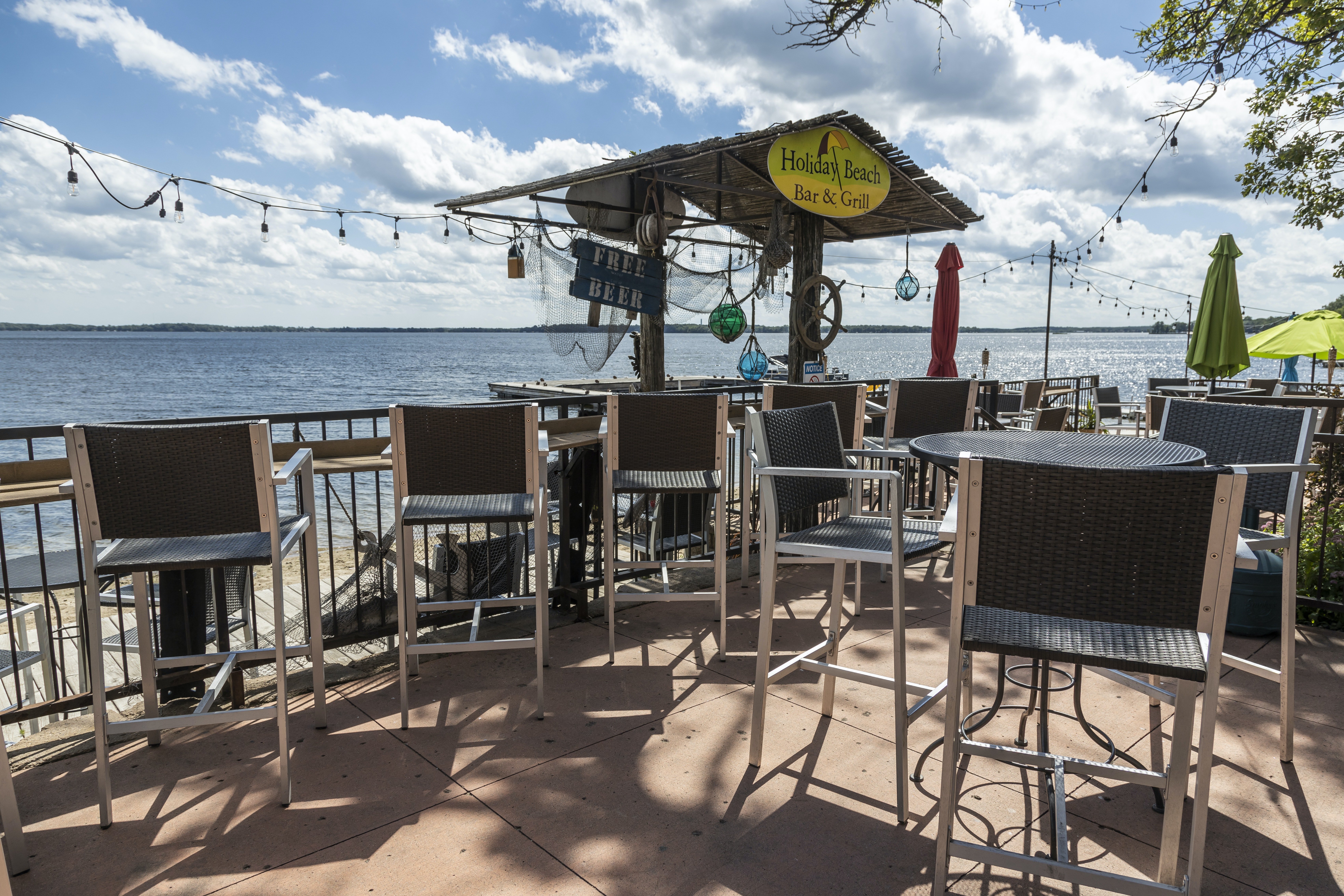 holiday inn detroit lakes by ihg