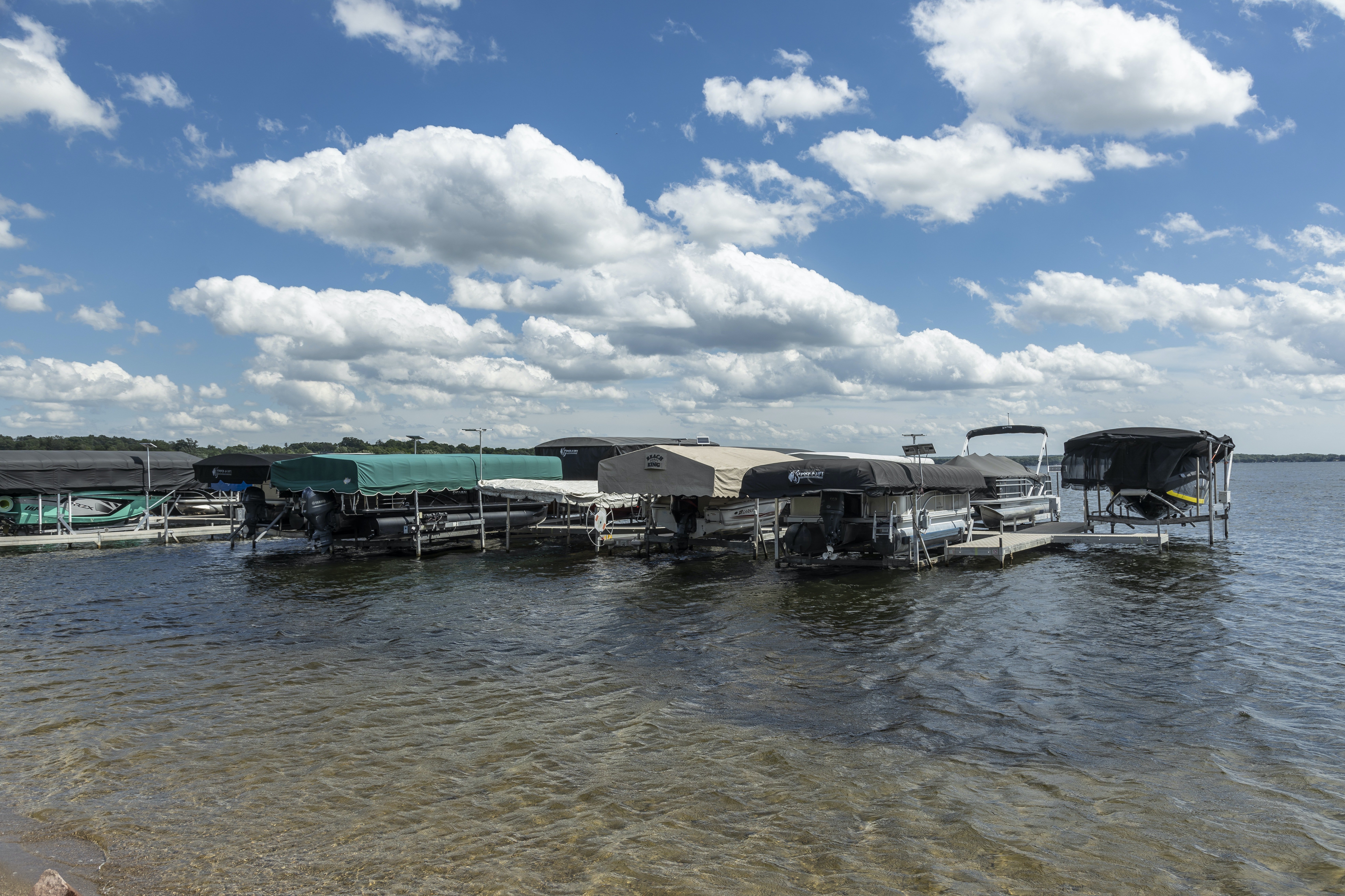 holiday inn detroit lakes by ihg