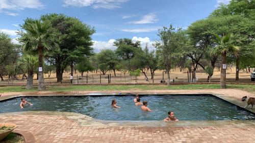 hotel otjibamba lodge
