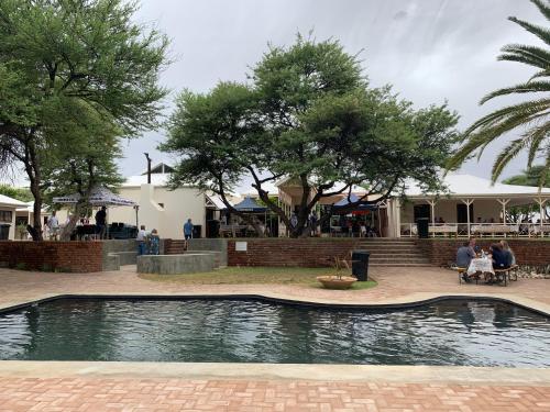 hotel otjibamba lodge