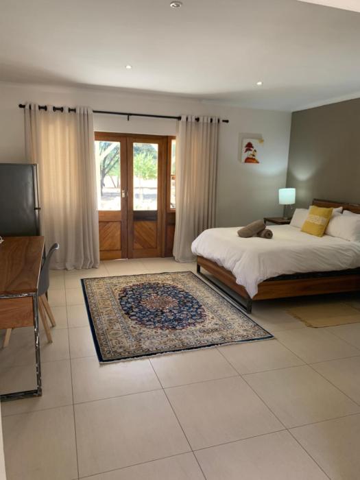 hotel otjibamba lodge