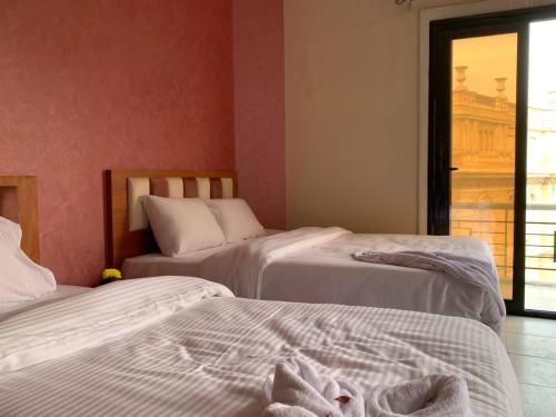 Garden City House Hotel,,3 star