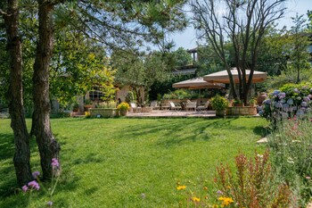 casa lavanda butik hotel