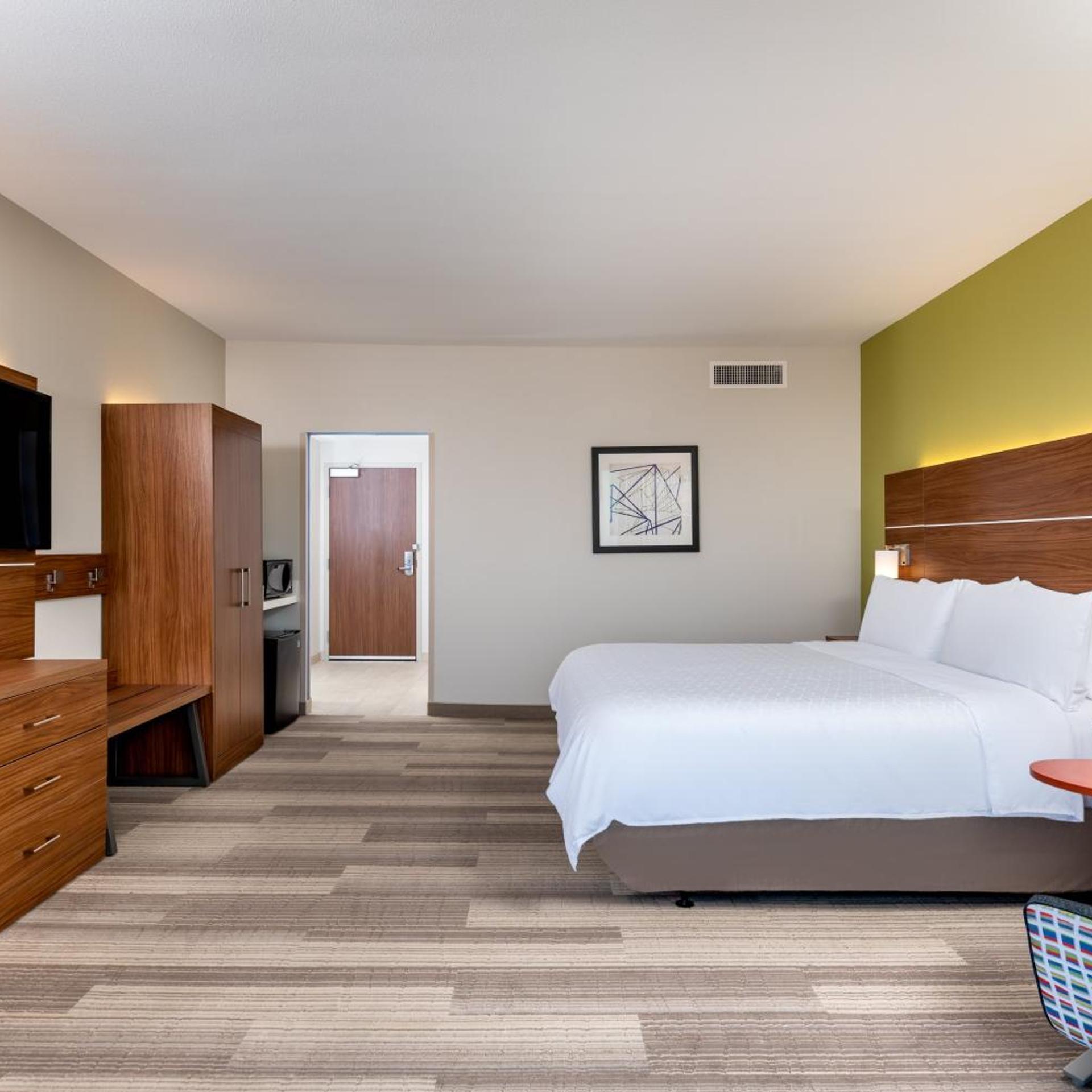holiday inn express and suites santa ana orange county